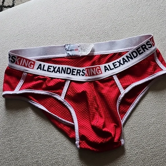 Alexanders King Red Men's Briefs - Picture 1 of 5